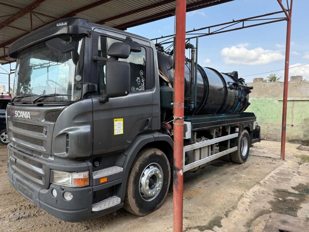 Magari Sokoni Scania P280 ya Bei Poa 2008