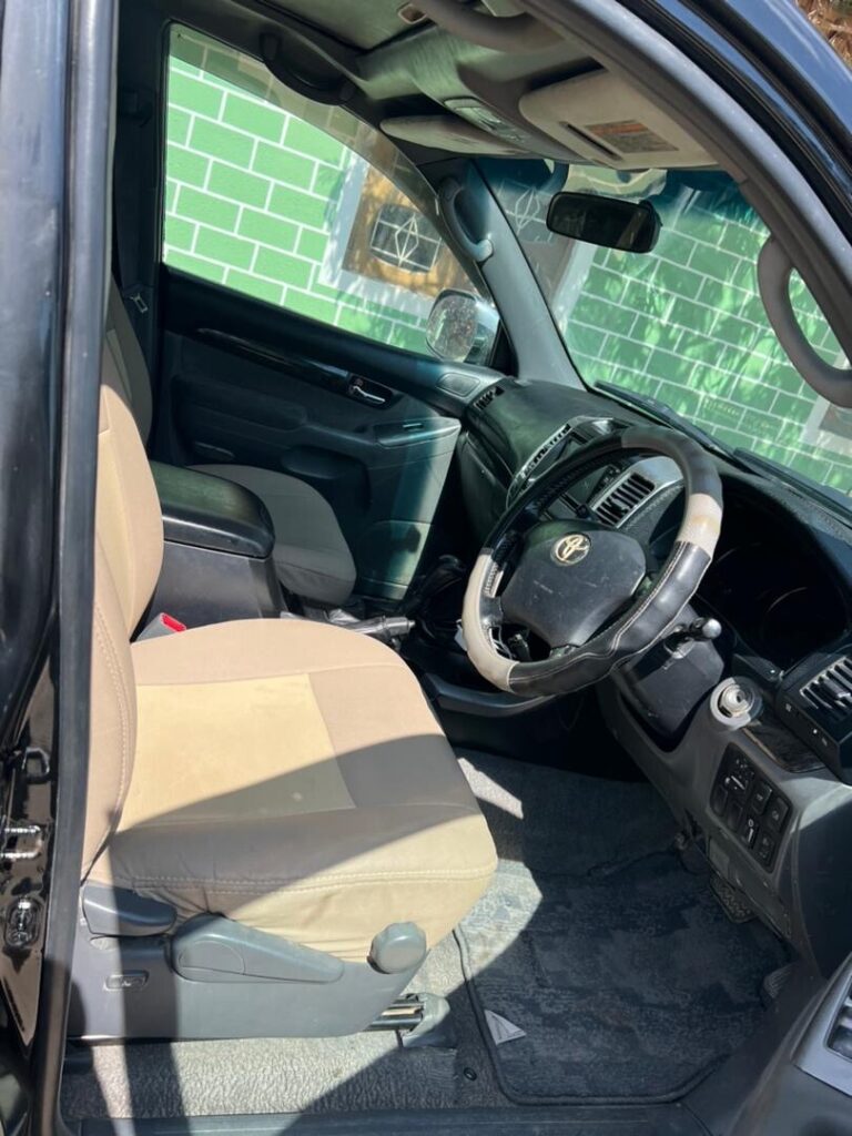 Buy Toyota Land Cruiser Prado 2009 for Sale in Arusha