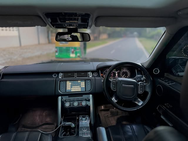 Land Rover Range Rover 2016 for Sale in Dar es Salaam