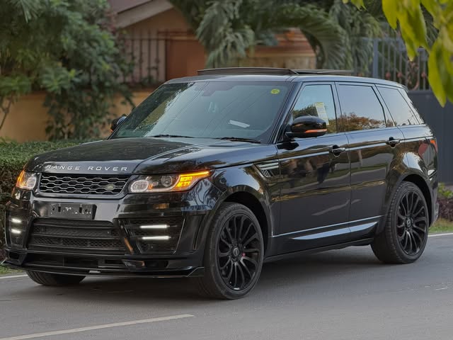 Used Land Rover Range Rover Sport 2016 for Sale in Dar es Salaam