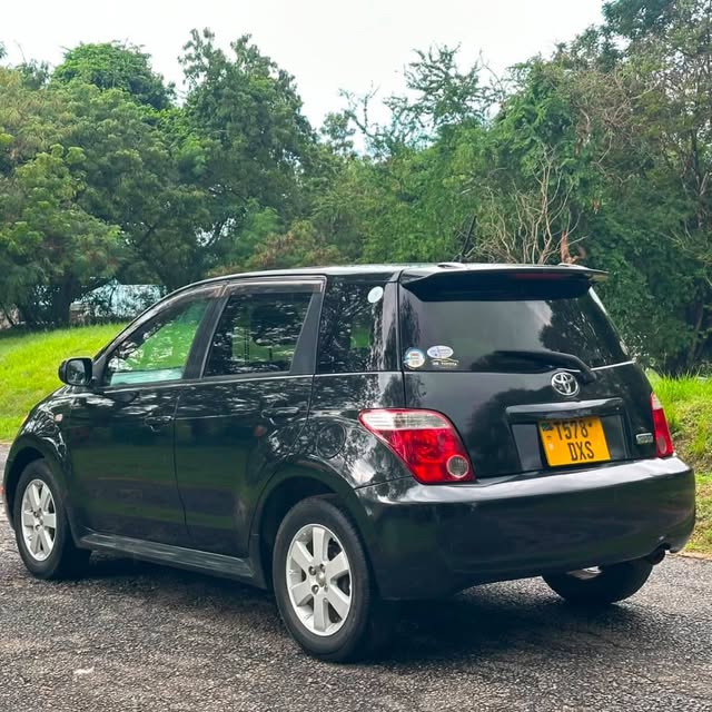 Used Toyota IST 2005 for Sale in Dar es Salaam