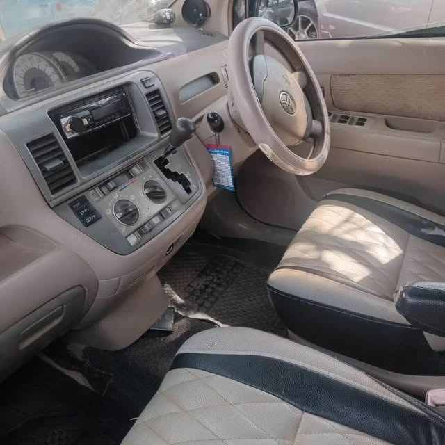 Toyota Raum 2005 for Sale in Dar es Salaam