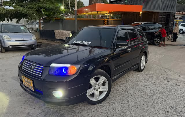 Magari Forester 2005 lipo Dar es Salaam