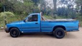 Magari Sokoni Toyota Hilux ya Bei Poa 1993