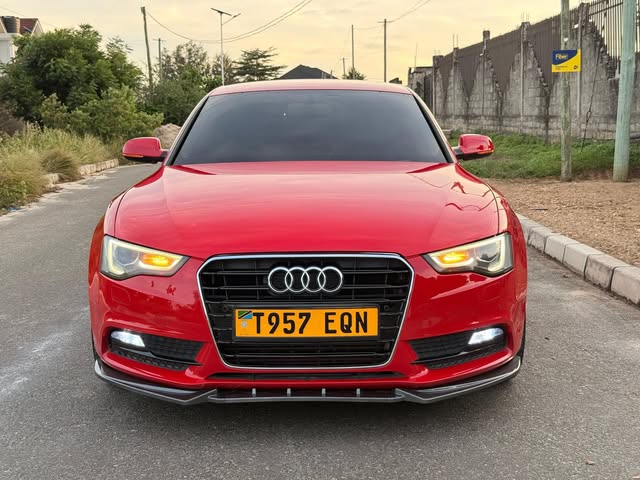Magari A5 2015 lipo Dar es Salaam