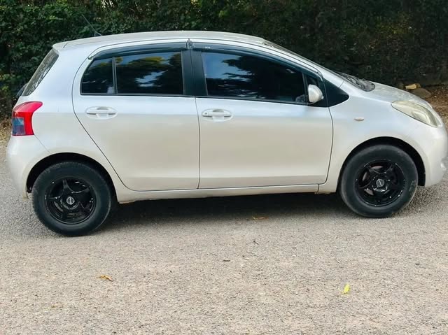 Used Toyota Vitz 2008 for Sale in Dar es Salaam