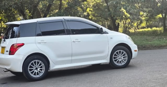 Price Of Toyota IST 2007 for Sale in Tanzania