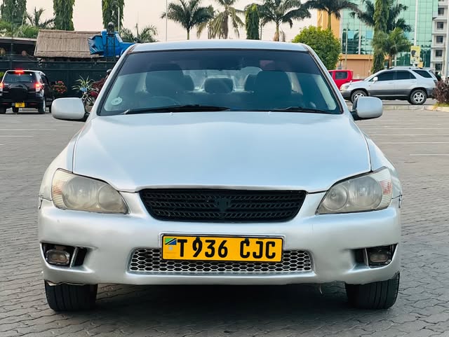 Magari Used Toyota Altezza 2002 Mwanza Tanzania