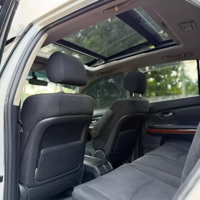 Magari Used Toyota Harrier 2005 Dar es Salaam Tanzania