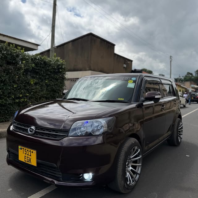 Magari Sokoni Toyota Rumion ya Bei Poa 2010
