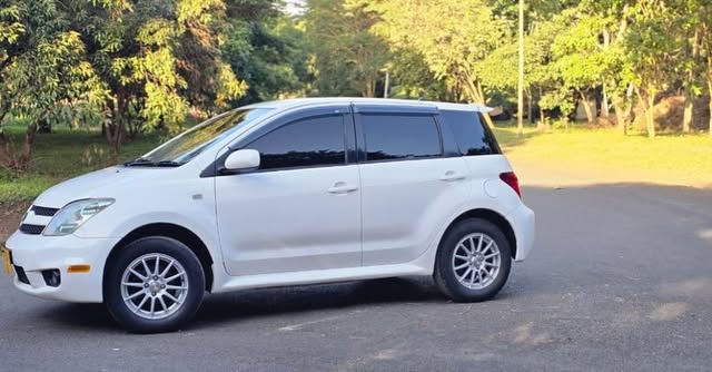 Buy Toyota IST 2007 for Sale in Arusha