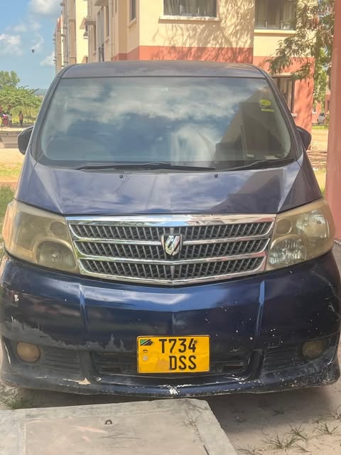 Used Toyota Alphard 2005 for Sale in Dar es Salaam