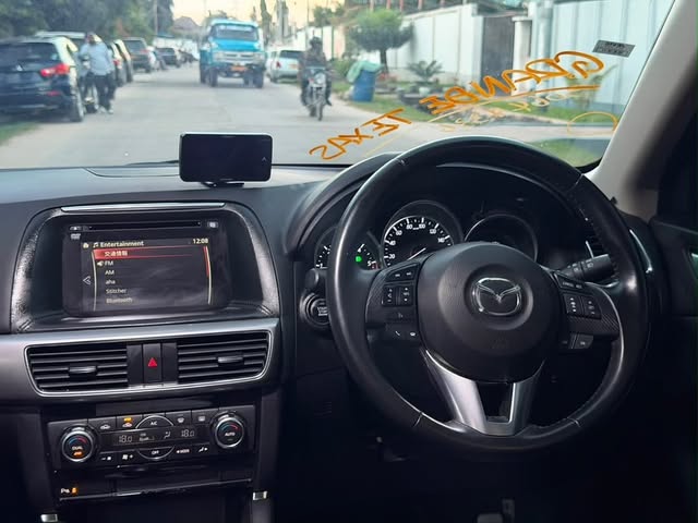 Mazda CX-5 2016 Inauzwa Dar es Salaam Tanzania