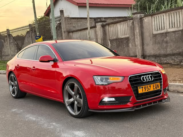 Bei ya Audi A5 2015 Sokoni Dar es Salaam Tanzania