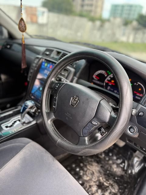 Price Of Toyota Crown 2005 for Sale in Tanzania