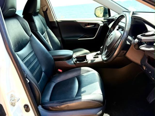 Magari Sokoni Toyota Rumion ya Bei Poa 2008