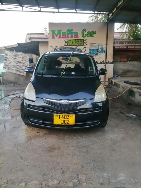 Magari Sokoni Toyota Ractis ya Bei Poa 2008