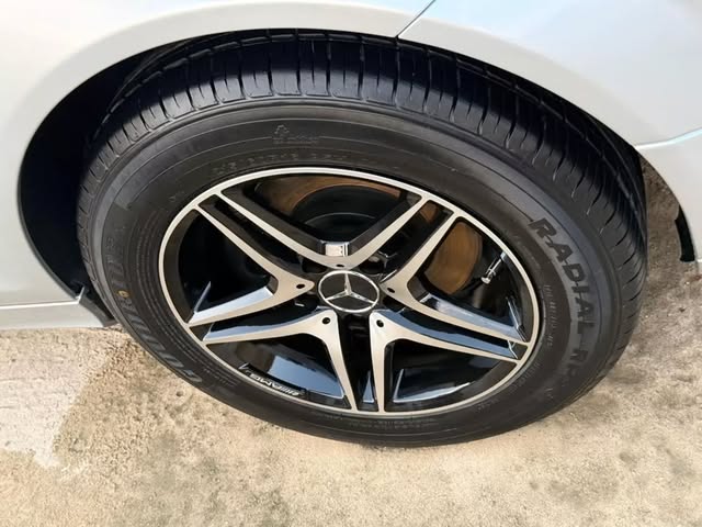 Magari C-Class 2008 lipo Dar es Salaam