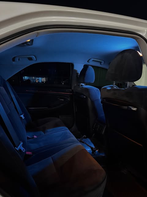 Toyota Crown 2005 Inauzwa Dar es Salaam Tanzania