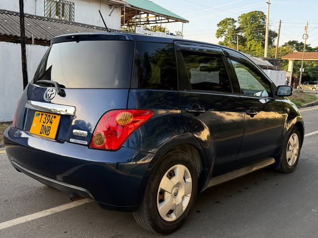 Used Toyota IST 2003 for Sale in Dar es Salaam