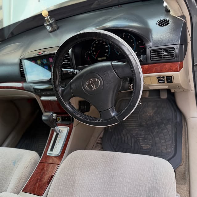 Toyota Premio 2005 Inauzwa Arusha Tanzania