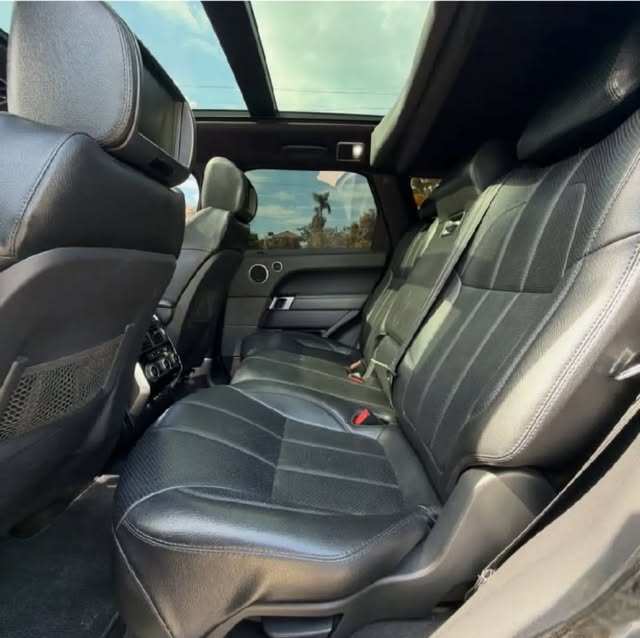 Used Land Rover Range Rover Sport 2016 for Sale in Dar es Salaam