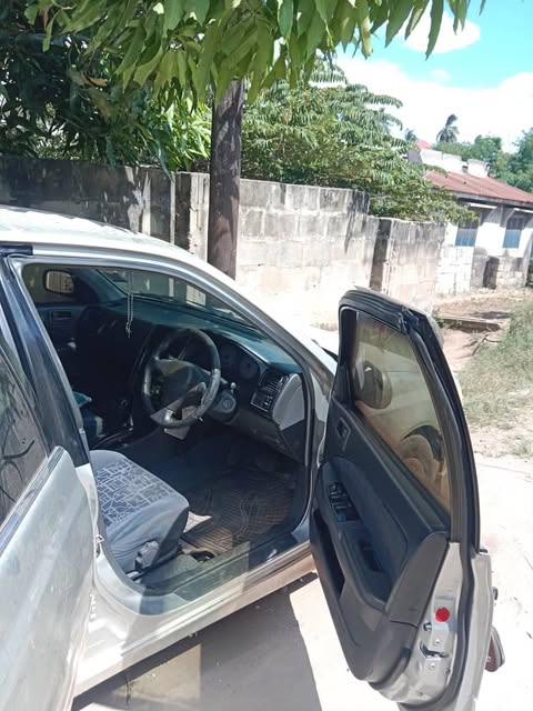 Toyota Carina 1996 for Sale in Dar es Salaam