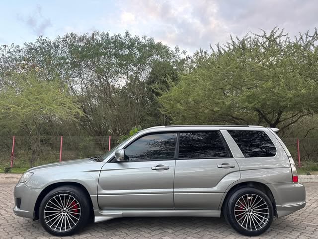 Bei ya Subaru Forester 2006 Sokoni Dar es Salaam Tanzania
