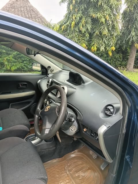 Toyota IST 2005 for Sale in Dar es Salaam