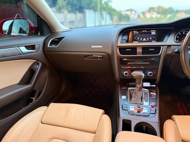 Audi A5 bei poa sokoni Dar es Salaam Tanzania