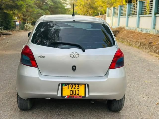 Toyota Vitz 2008 for Sale in Dar es Salaam