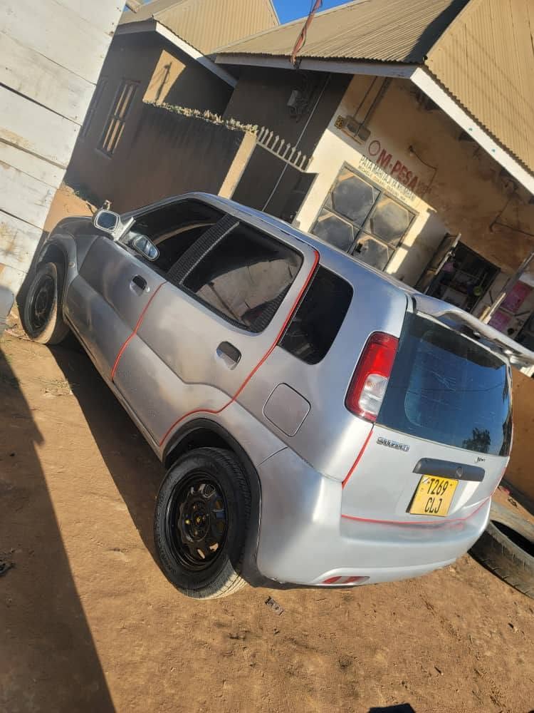 Suzuki Swift 2004 for Sale in Njombe