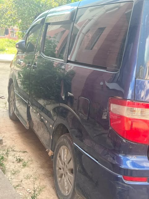 Toyota Alphard 2005 for Sale in Dar es Salaam