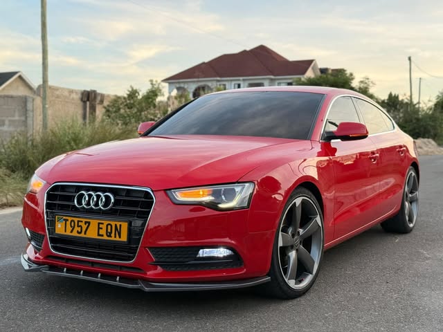 Magari Sokoni Audi A5 ya Bei Poa 2015