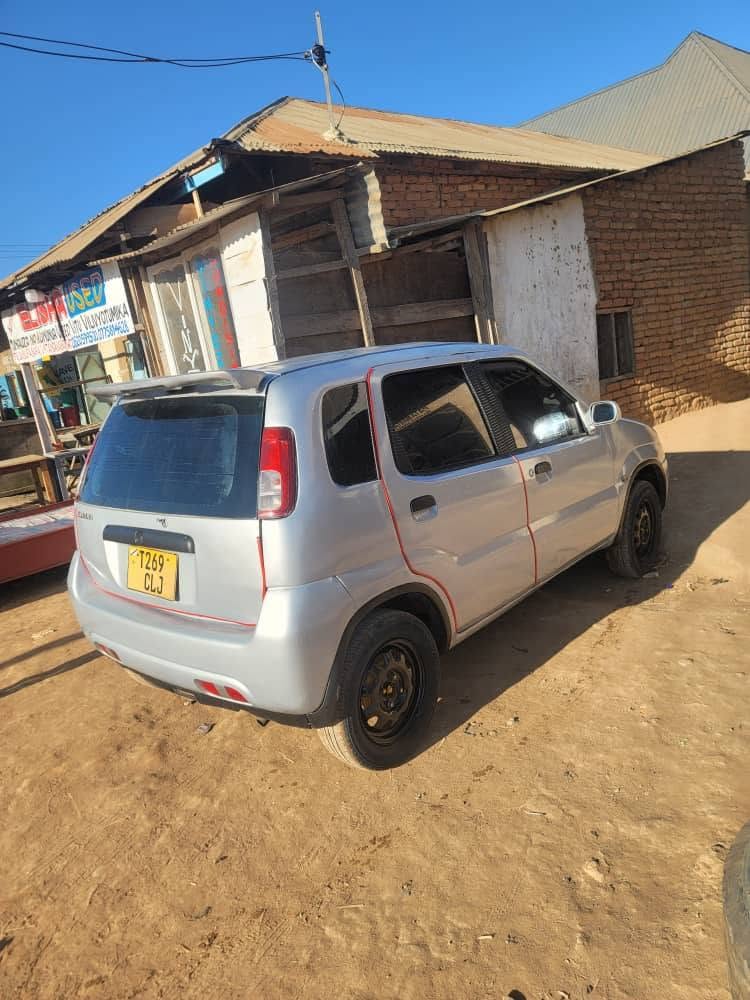 Buy Suzuki Swift 2004 for Sale in Njombe