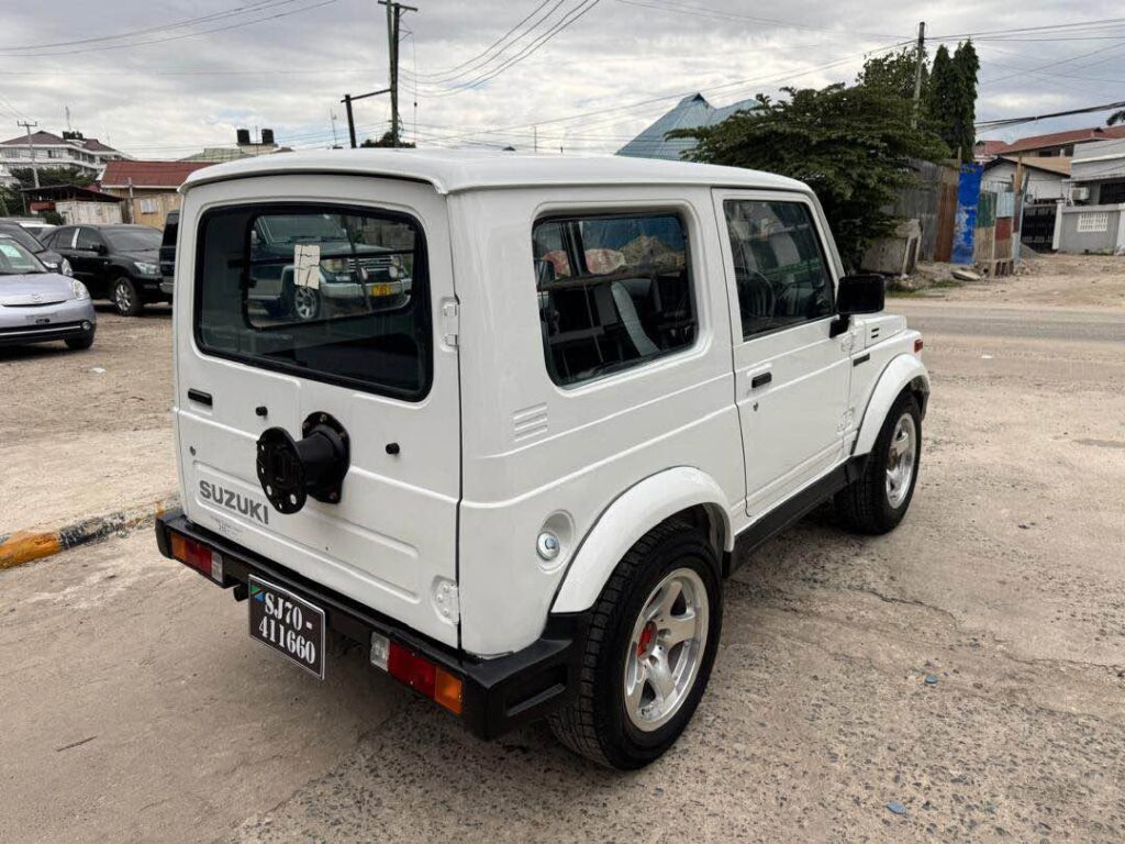 Suzuki Jimny 1990 for Sale in Dar es Salaam