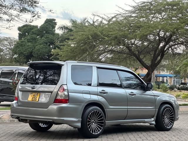 Magari Sokoni Subaru Forester ya Bei Poa 2006