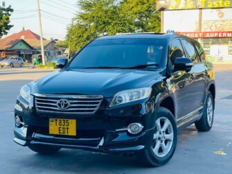 Bei Ya Toyota Vanguard 2011 Sokoni Dar es Salaam Tanzania