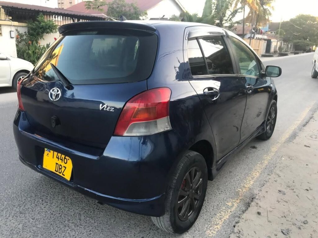 Magari Used Toyota Vitz 2006 Dar es Salaam Tanzania