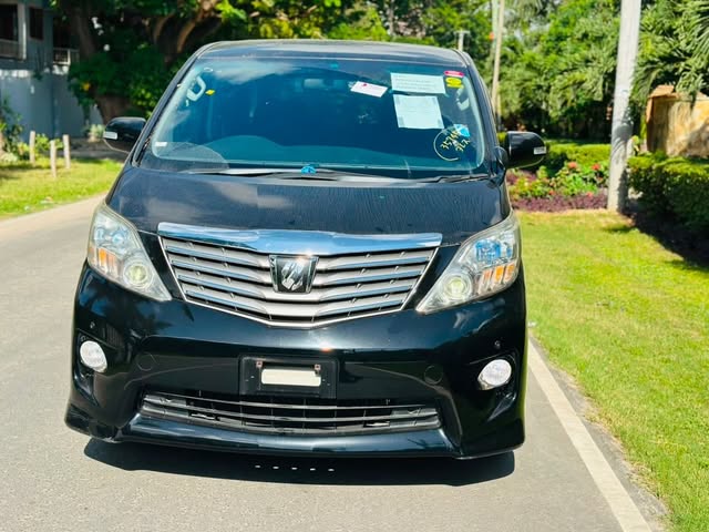 Toyota Alphard bei poa sokoni Dar es Salaam Tanzania