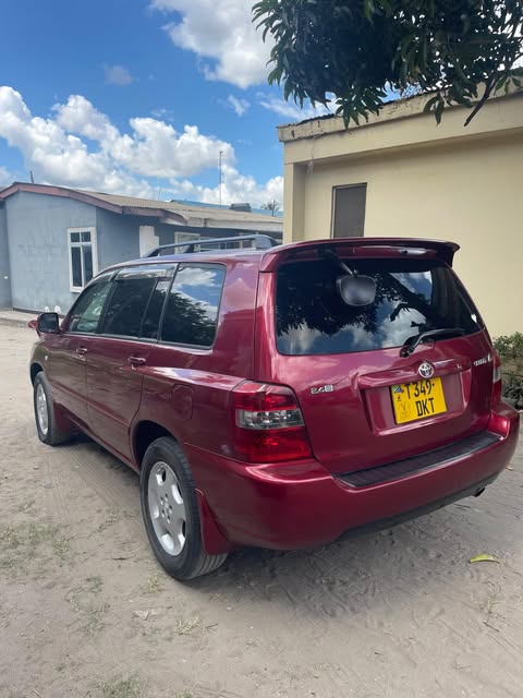 Toyota Kluger 2003 for Sale in Dar es Salaam