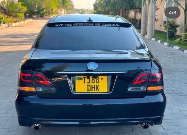 Price Of Toyota Crown 2006 for Sale in Tanzania