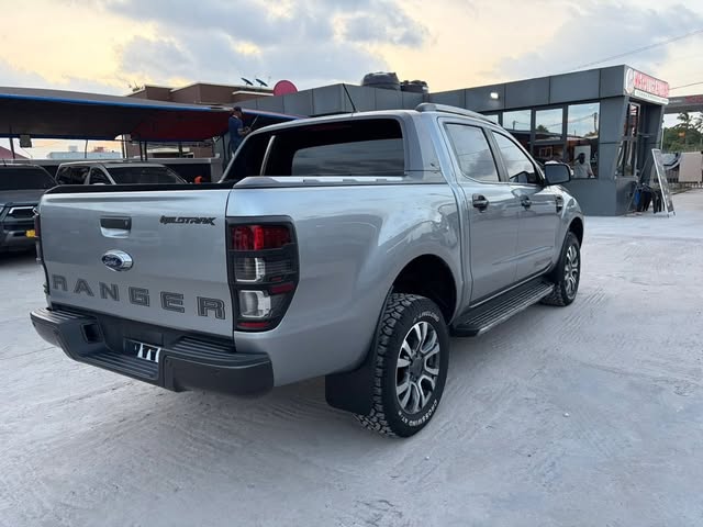 Magari Sokoni Ford Ranger ya Bei Poa 2019