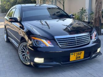 Price of Used Toyota Crown 2006 for Sale in Dar es Salaam Tanzania