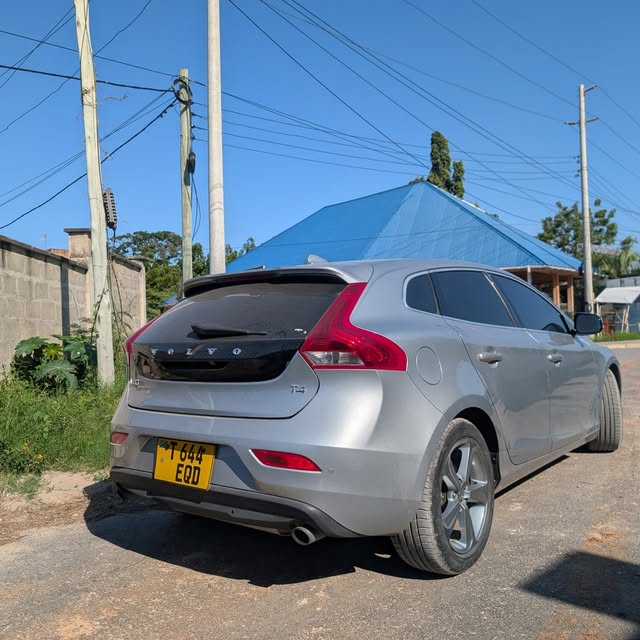 Price Of Volvo V40 2015 for Sale in Tanzania