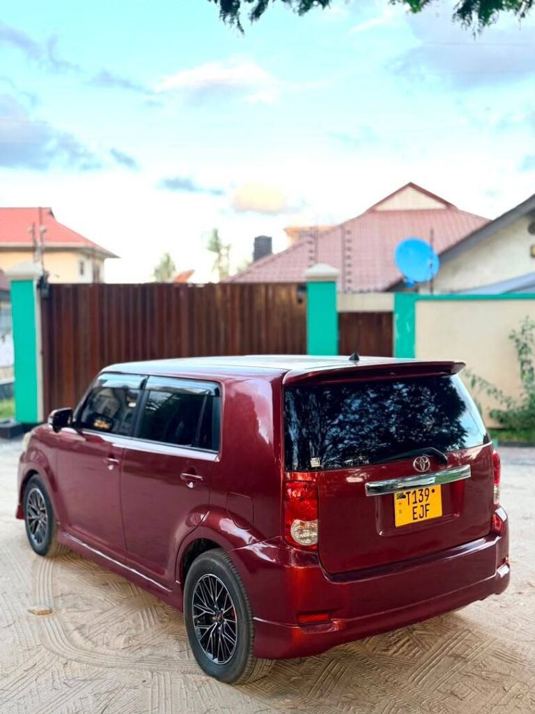 Magari Used Toyota Rumion 2009 Dar es Salaam Tanzania