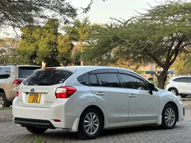 Subaru Impreza 2014 Inauzwa Dar es Salaam Tanzania