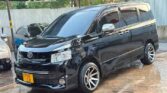 Toyota Noah bei poa sokoni Dar es Salaam Tanzania