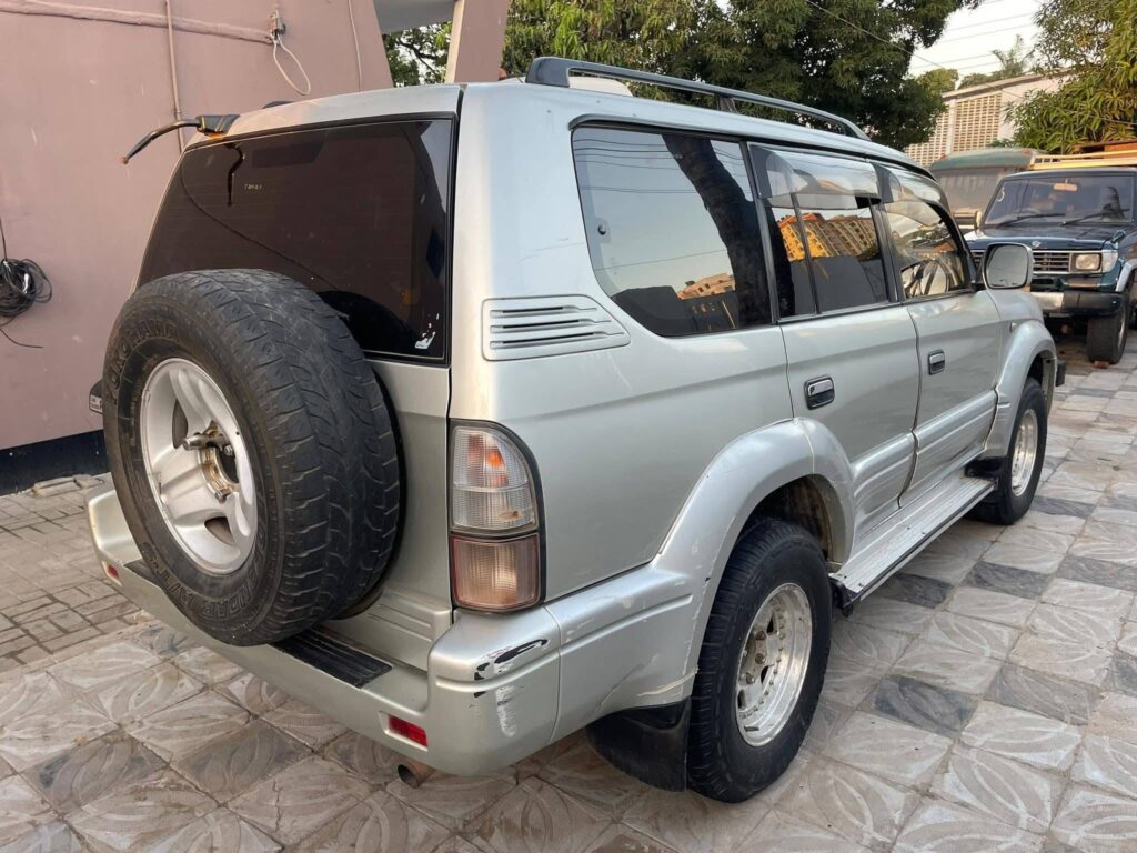 Price Toyota Land Cruiser Prado 2001 for Sale in Dar es Salaam