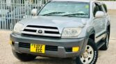 Magari Sokoni Toyota Surf ya Bei Poa 2004